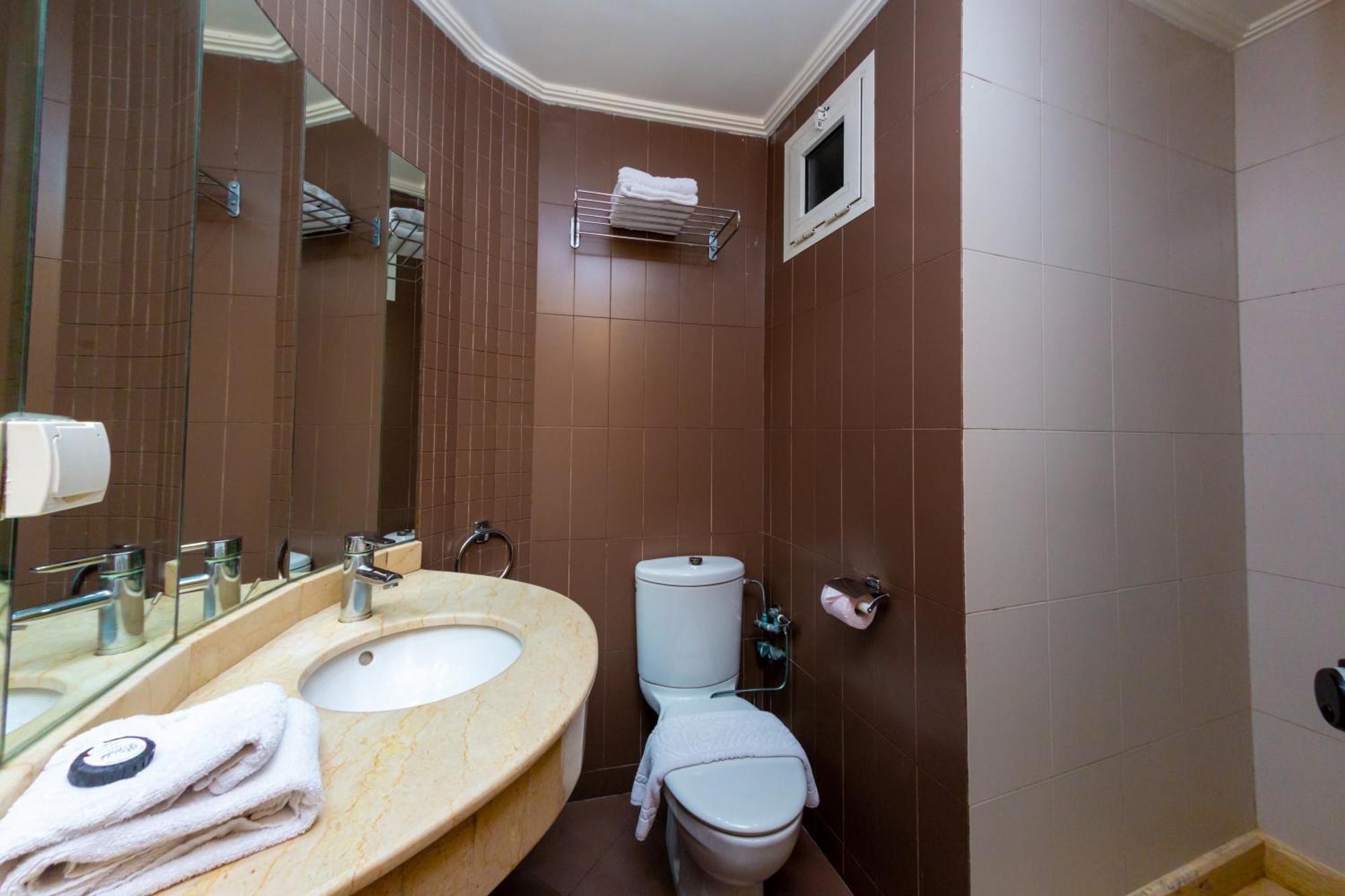 Malak Hotel Rabat Ngoại thất bức ảnh